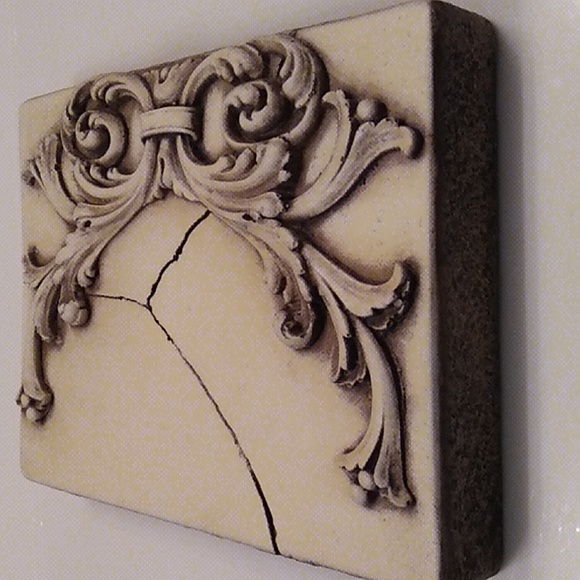 HOJAS *Signed bisque,  Atlantis Tile, like Sid Dickens. *Rare & Retired wall art - Picture 5 of 6